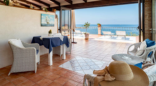 Der Vorraum mit Meerblick