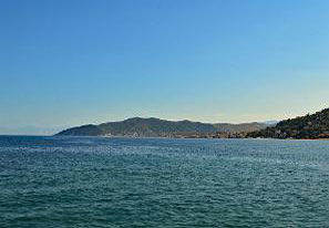 Ausblick auf die Bucht von Castellabate