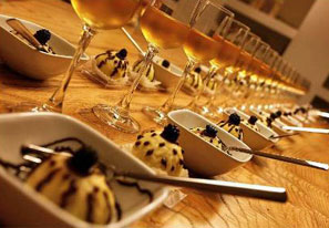 Büffelricotta garniert mit Melasse von weißen Feigen